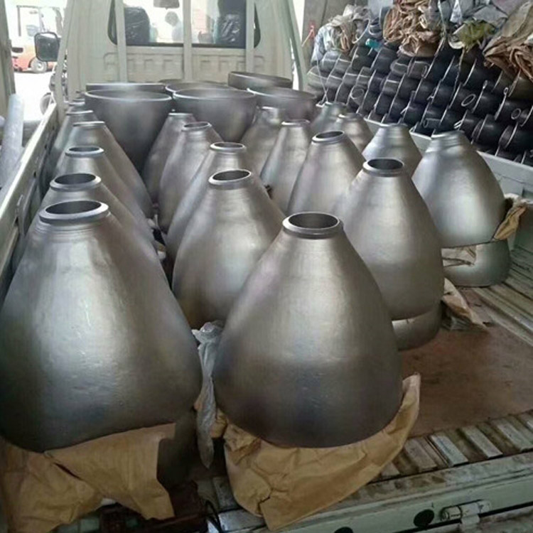 Reducing pipe
